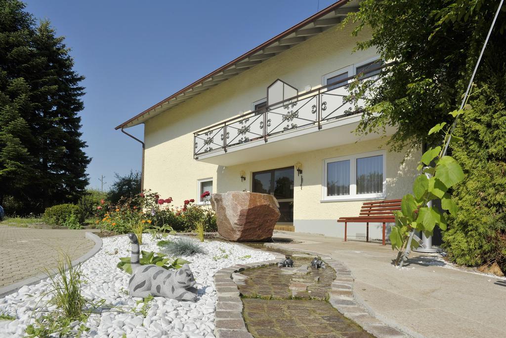 Pension Fohrenberg Ewattingen Buitenkant foto